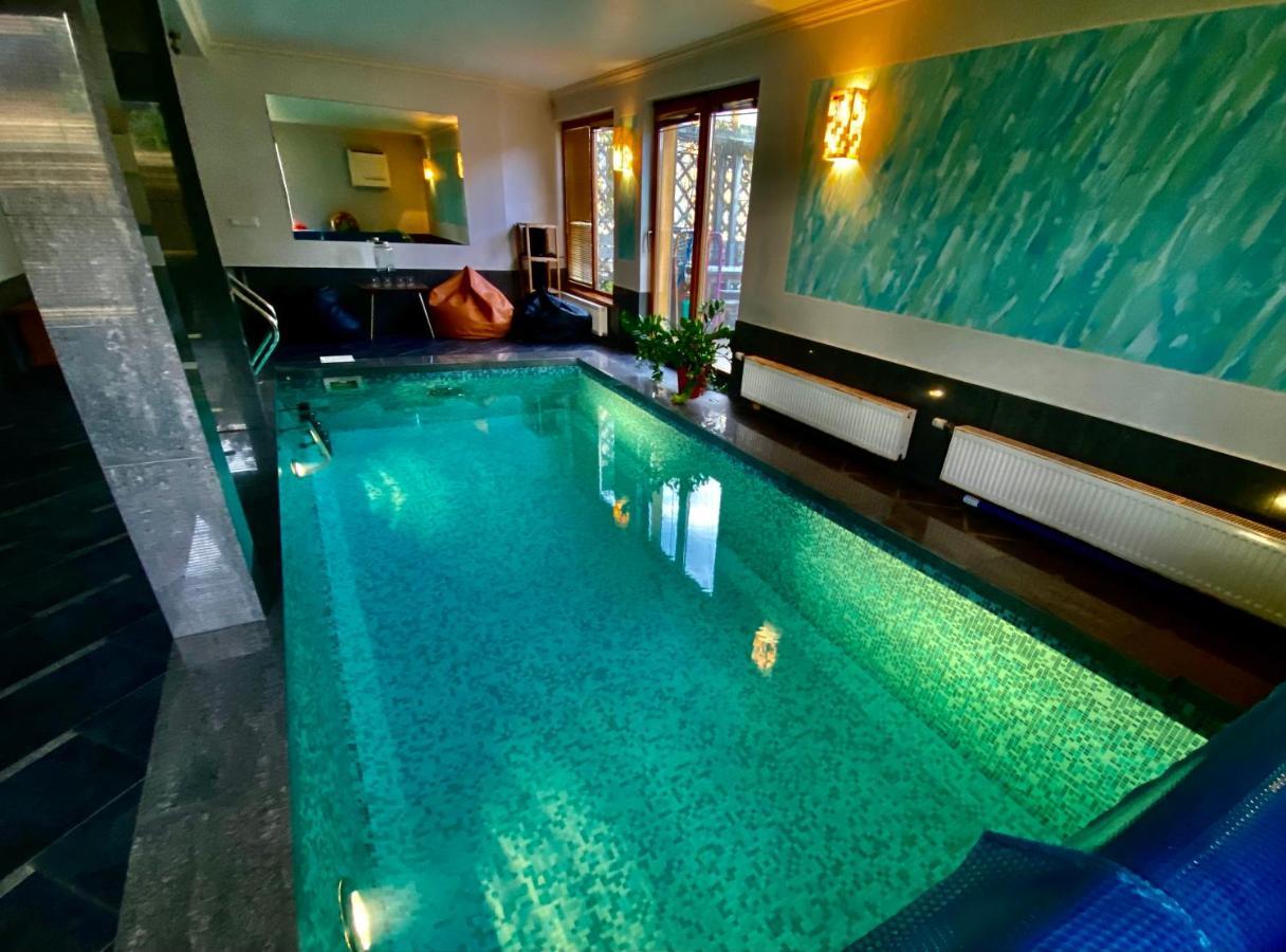 Spacious House With Indoor Pool & Sauna. Ādaži Exterior foto
